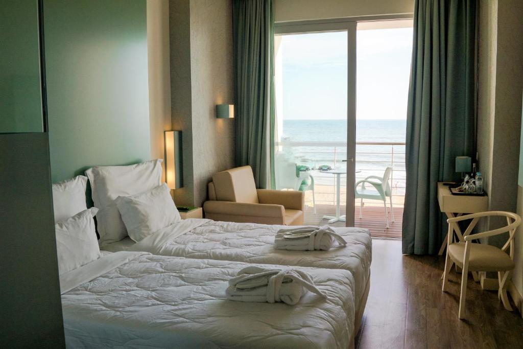 
Superior Double Room with Sea View - Edifício Praia
