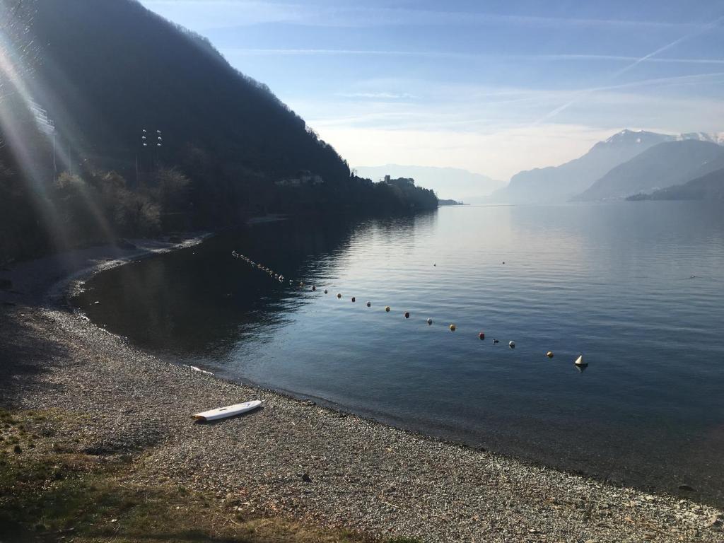 Peisaj natural din apropierea acestui apartament