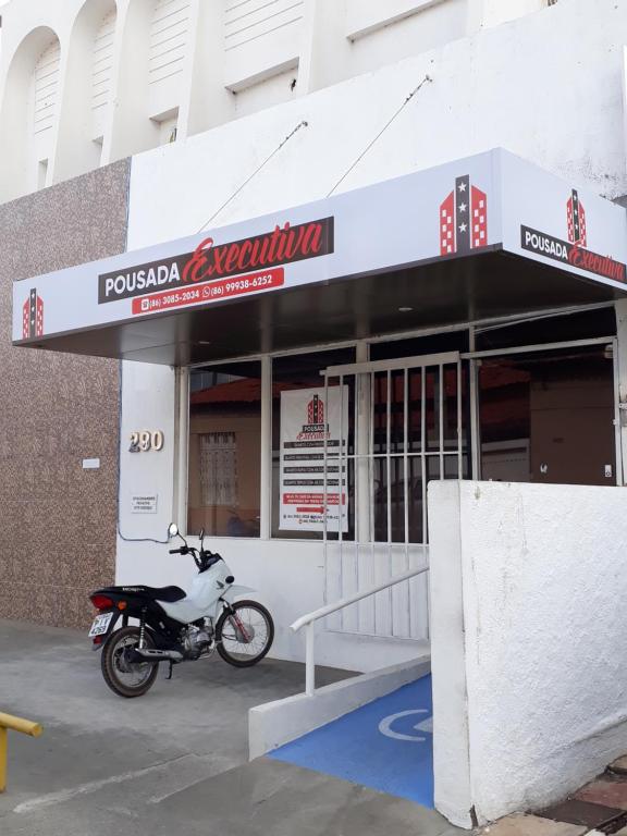  Pousada Executiva