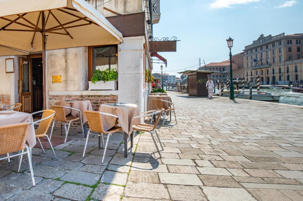 Hotel Antiche Figure - Resim 21