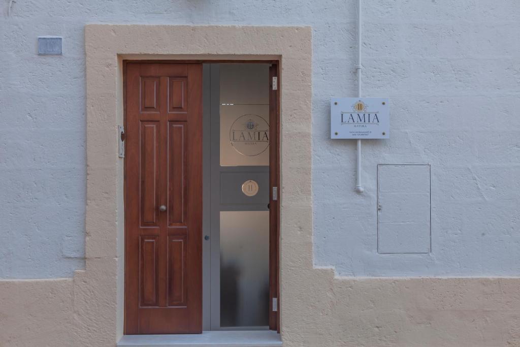 LAMIA MATERA 11 - 13