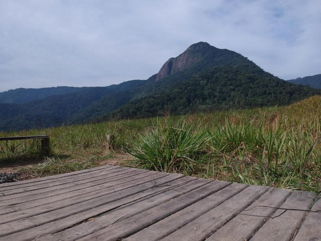 Quartos próximo ao centro de Ilhabela