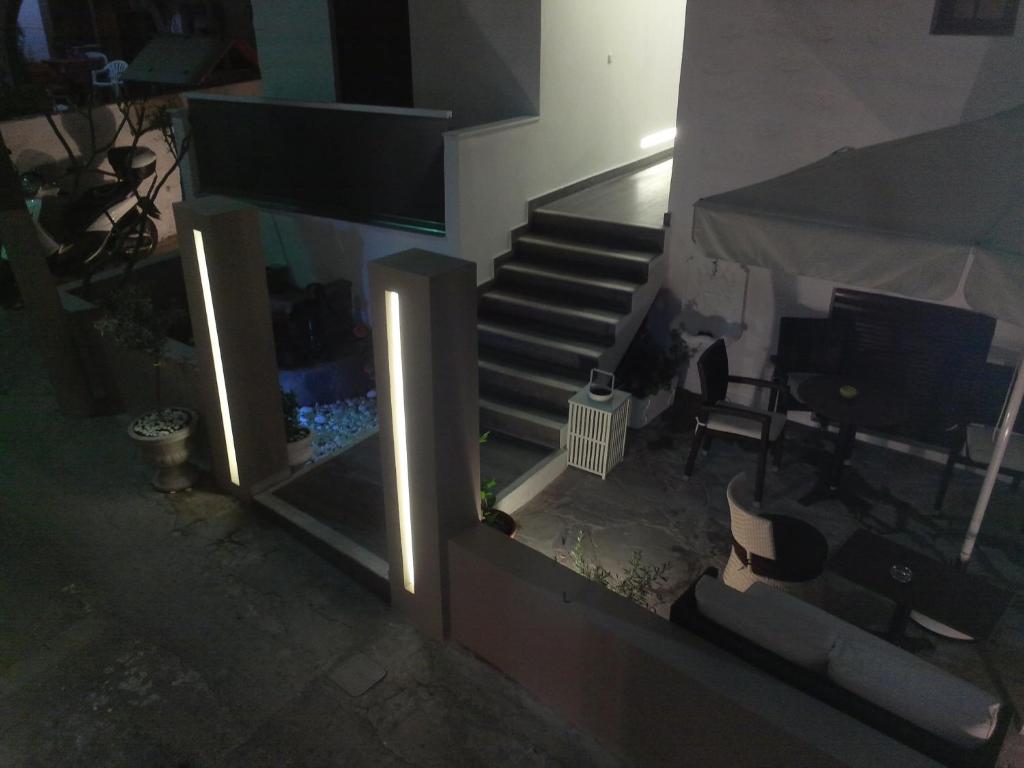 TV a/nebo společenská místnost v ubytování Byzance Hotel