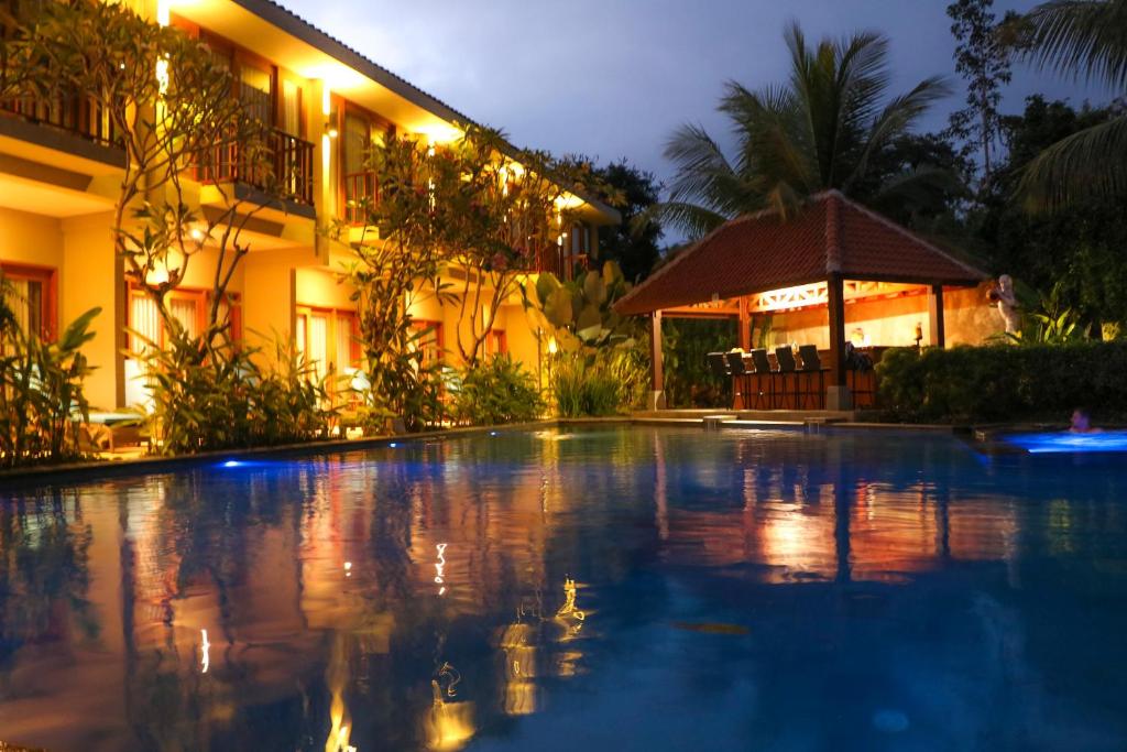 Bazén v ubytování Ubud Wana Resort nebo v jeho okolí