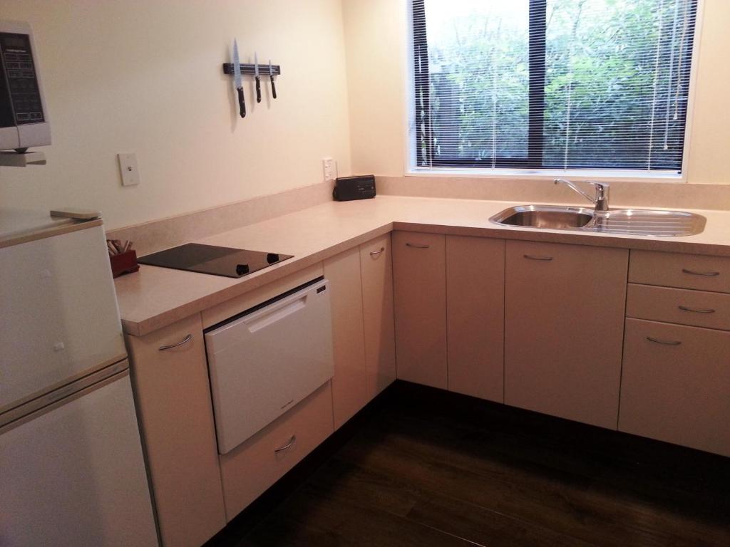 Marineland Beachfront Accommodation - Resim 3