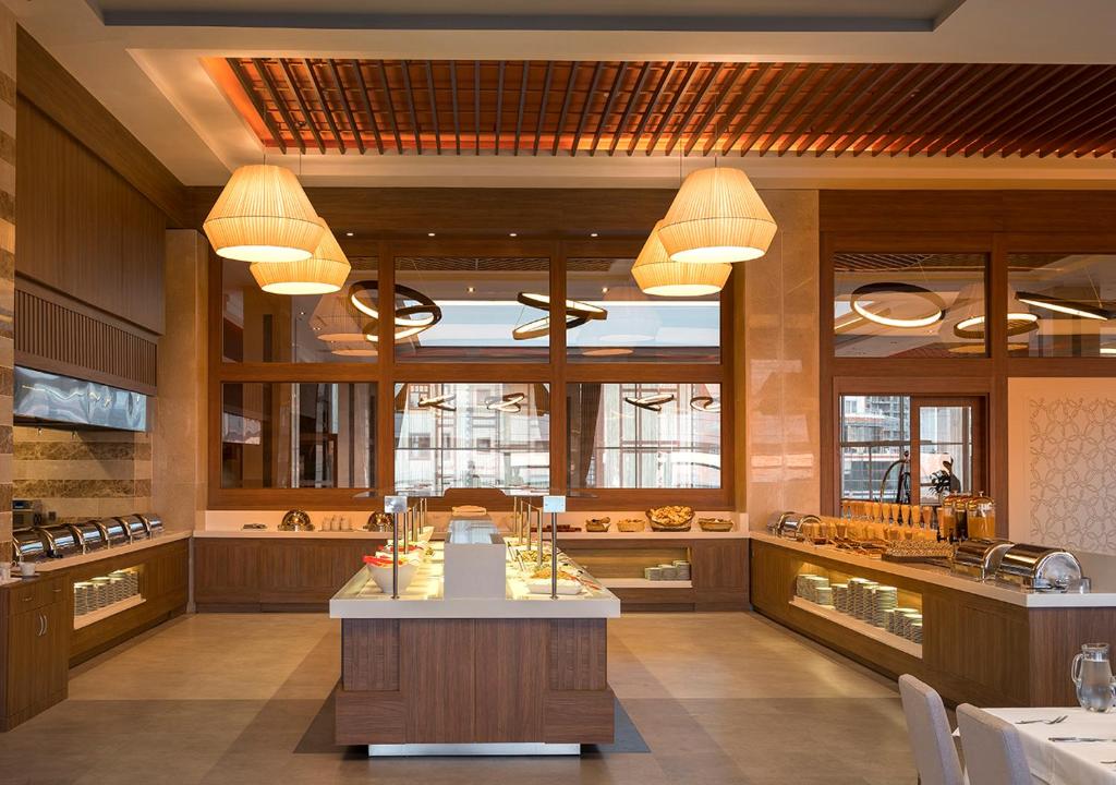 Posezení v ubytování Ramada Plaza by Wyndham Rize
