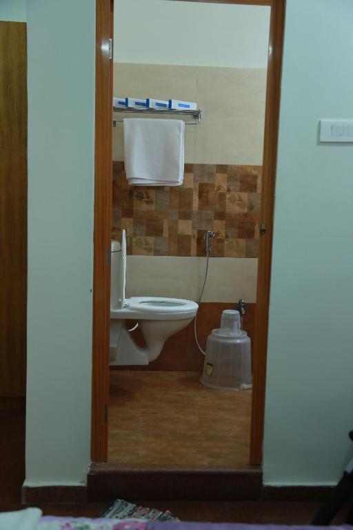 Koupelna v ubytování Coimbatore Home Stay & Serviced Apartment