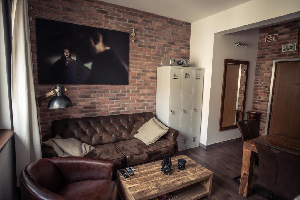 Cinématique - Designer One Bedroom with Unbeatable Location