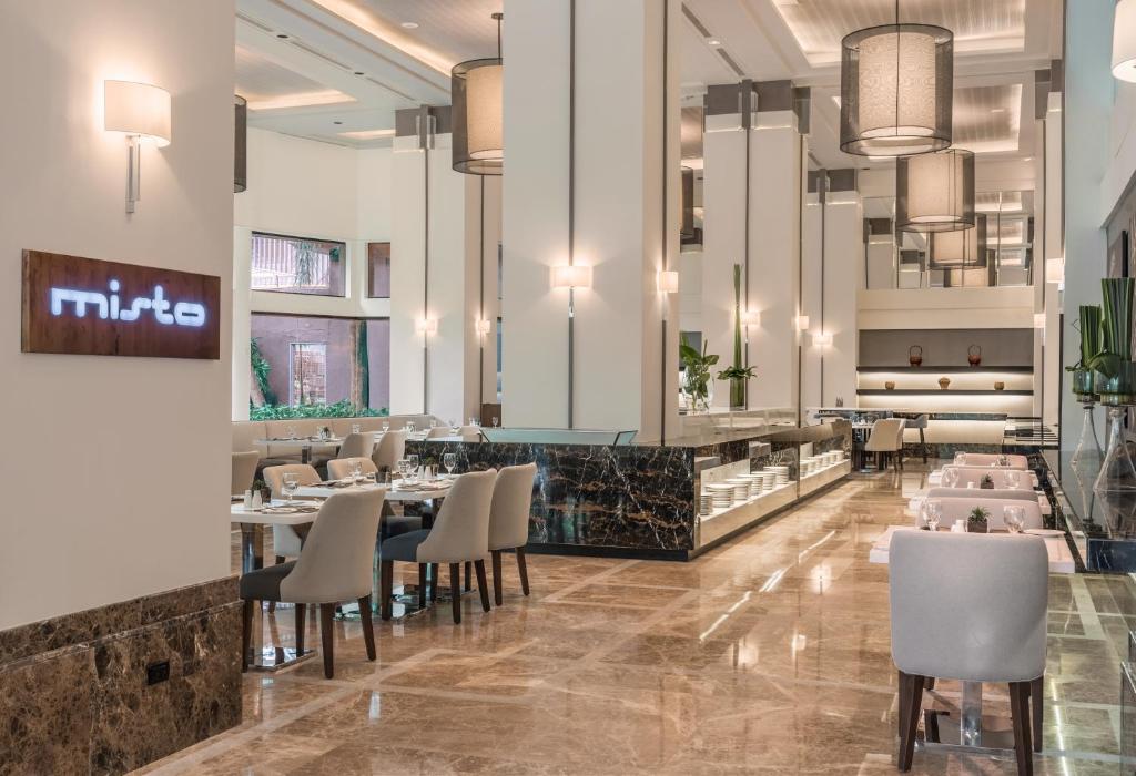 Posezení v ubytování Seda Ayala Center Cebu