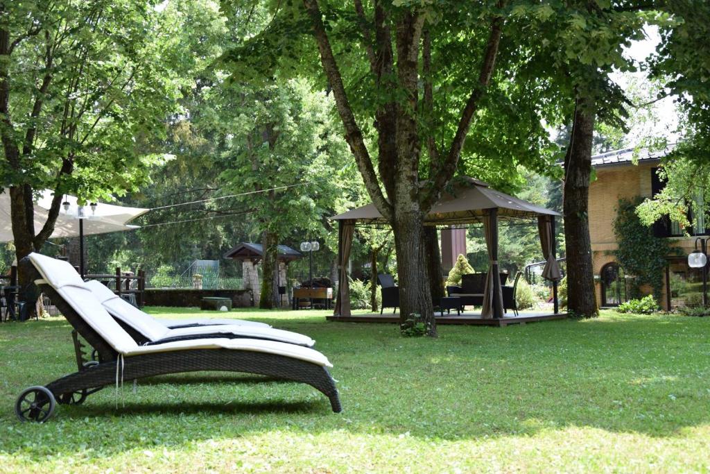 Ogród w obiekcie LH Albergo il Picchio