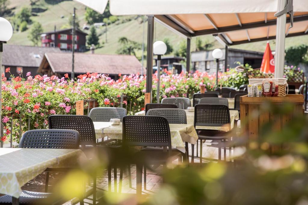 Restaurace v ubytování Gästehaus Schäfli