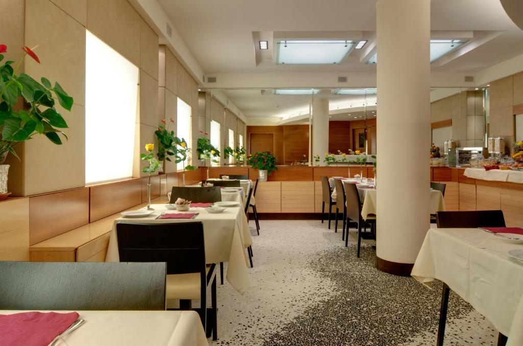 Restaurace v ubytování Hotel Memphis