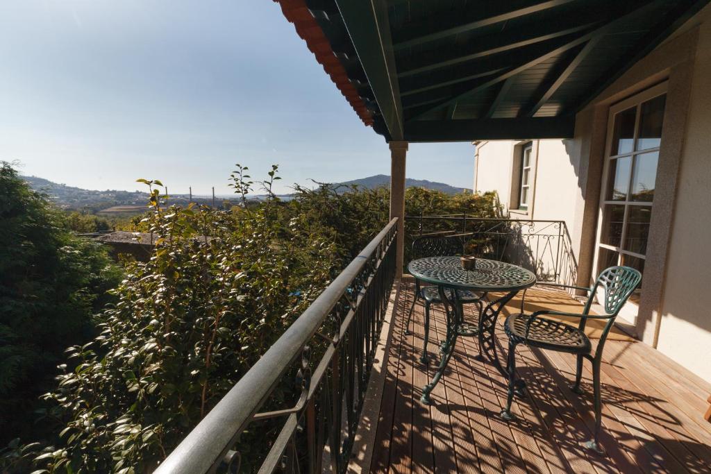 Nespecifikovaný výhled na hory nebo výhled na hory při pohledu z hotelu