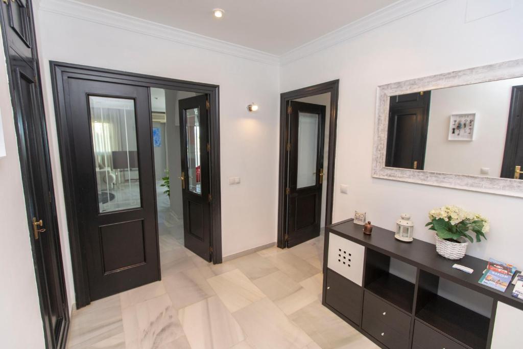 Kúpeľňa v ubytovaní Villa Venecia, Apartamento de Lujo en 1º línea de playa + parking