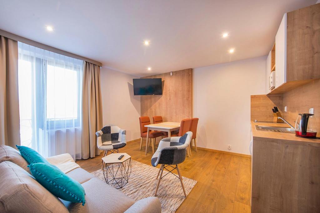 Kuchyň nebo kuchyňský kout v ubytování Villa Bellevue Wellness