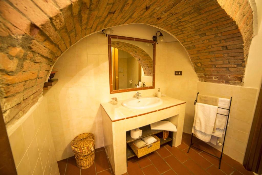 Ett badrum på Il vecchio frantoio