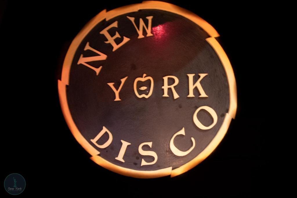 Certifikát, hodnocení, plakát nebo jiný dokument vystavený v ubytování New York Hotel/Motel