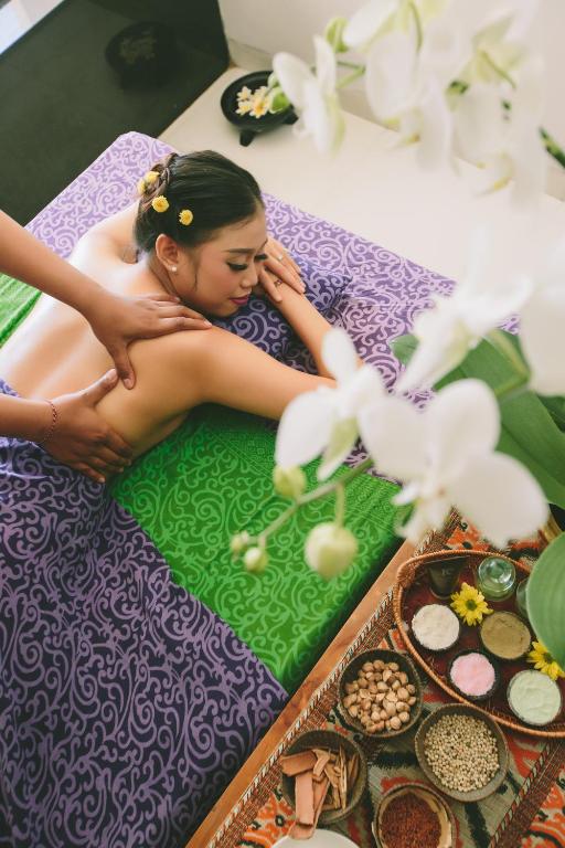 Hosté ubytování The Kirana Canggu Hotel