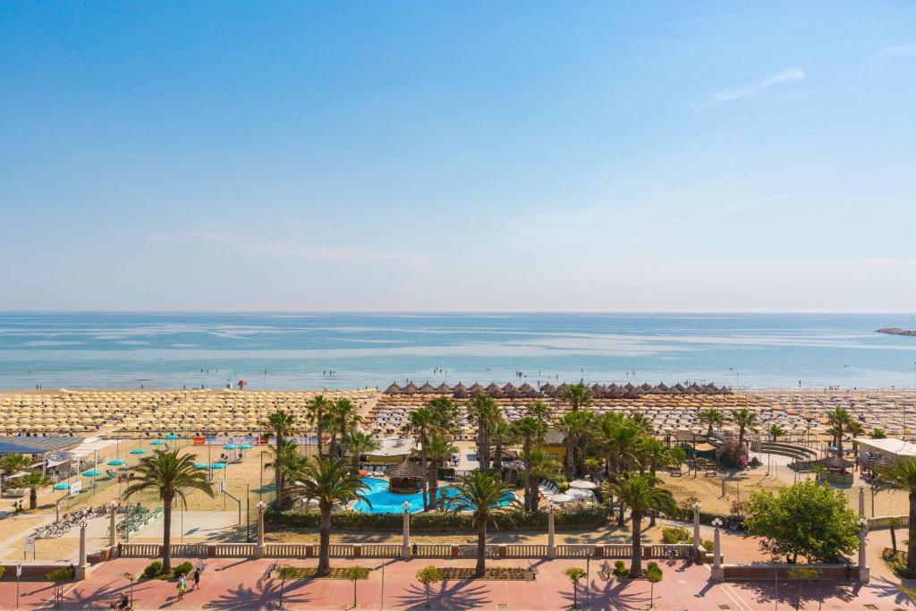 Hotel Europa Beach Village - Chambre Double De Luxe Avec Balcon Et Vue Sur Mer