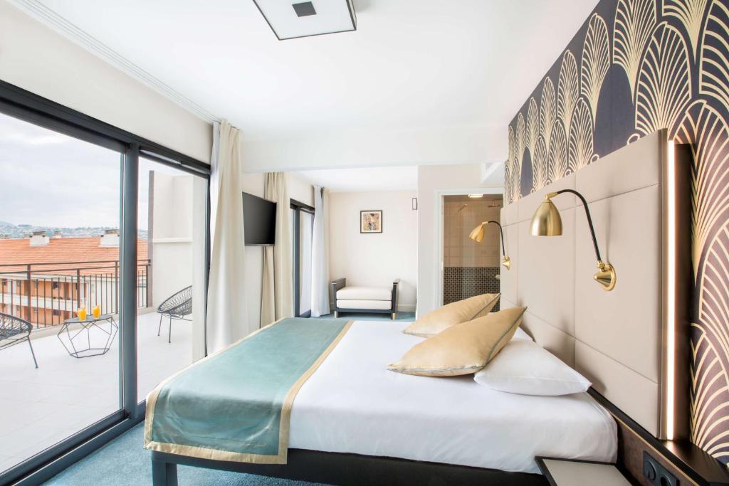 Best Western Hôtel Journel Saint-Laurent-du-Var - Rala De Reina Superior