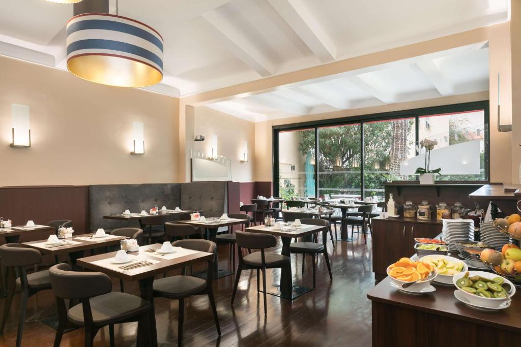 Best Western Plus Hôtel Brice Garden Nice - Resim 41