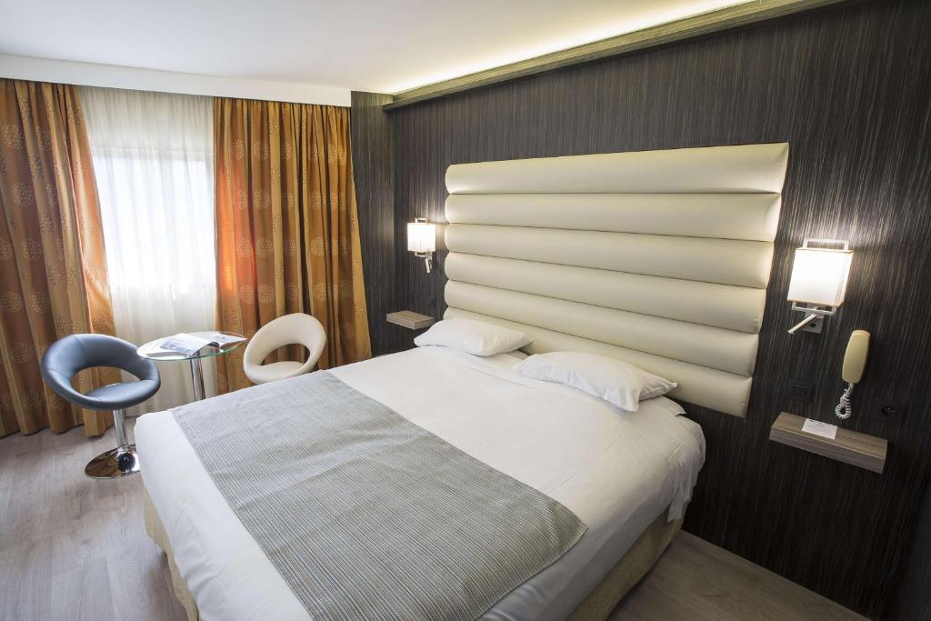 Best Western Plus Cannes Riviera - Resim 12