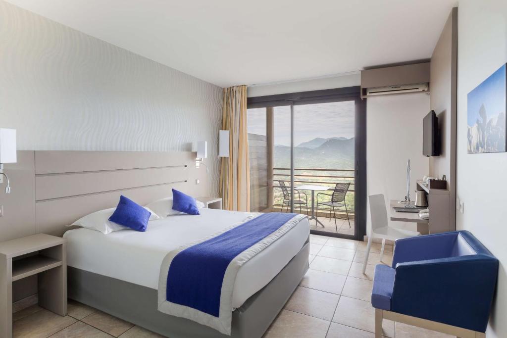 Best Western Plus San Damianu - Superior Queen Room