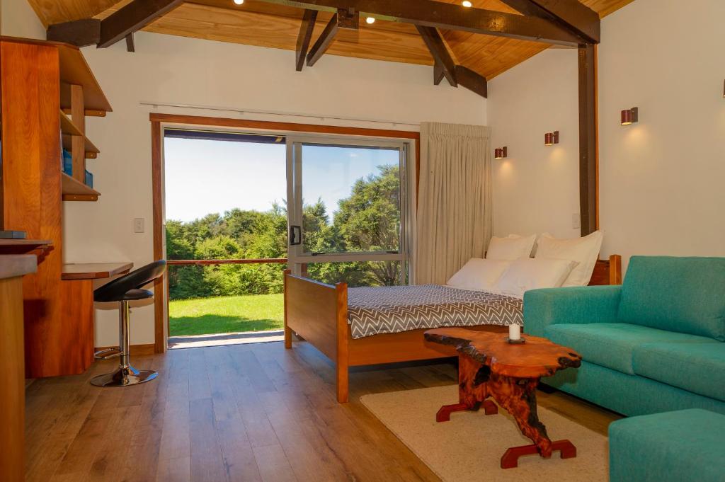 Kuaotunu Chalets - Hofer Chalet