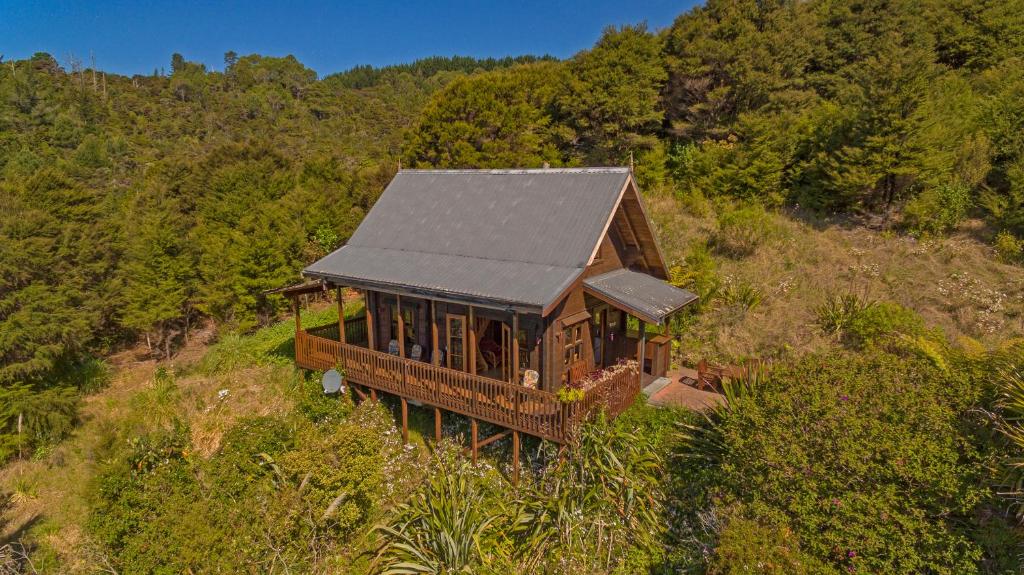 Kuaotunu Chalets