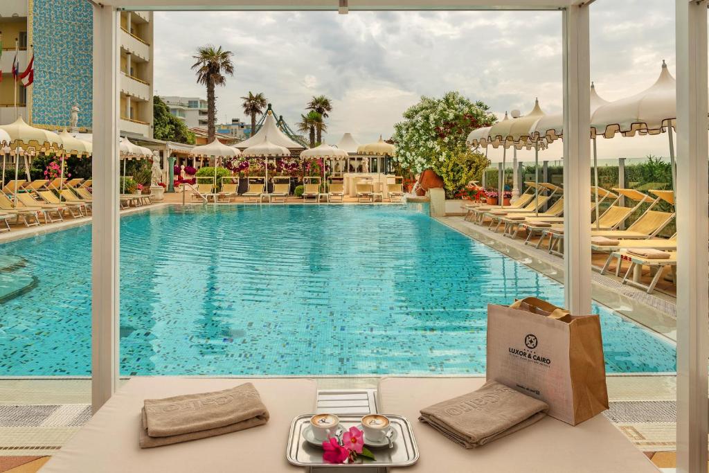 Bazén v ubytování Luxor e Cairo The Beach Resort nebo v jeho okolí