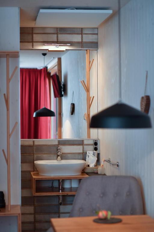 Postel nebo postele na pokoji v ubytování roo'n Lodges#KOLM