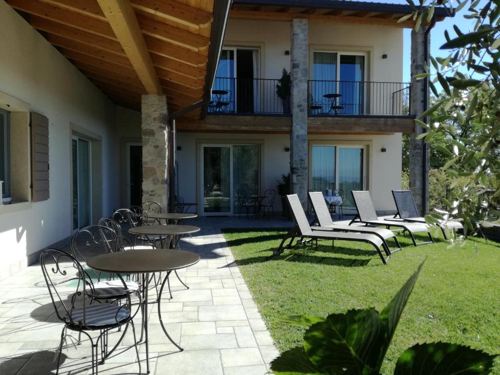 Zahrada ubytování Relais Colle San Giorgio