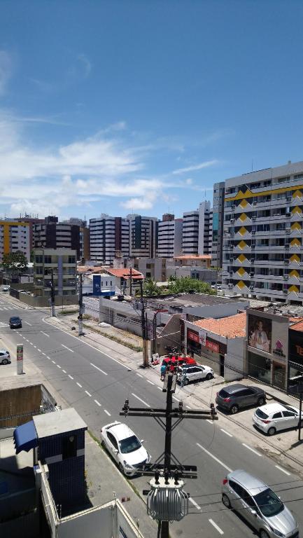  Apto c 2 quartos completo e garagem na melhor localização da praia de Ponta Verde Melhor Custo Benefício da Regiao