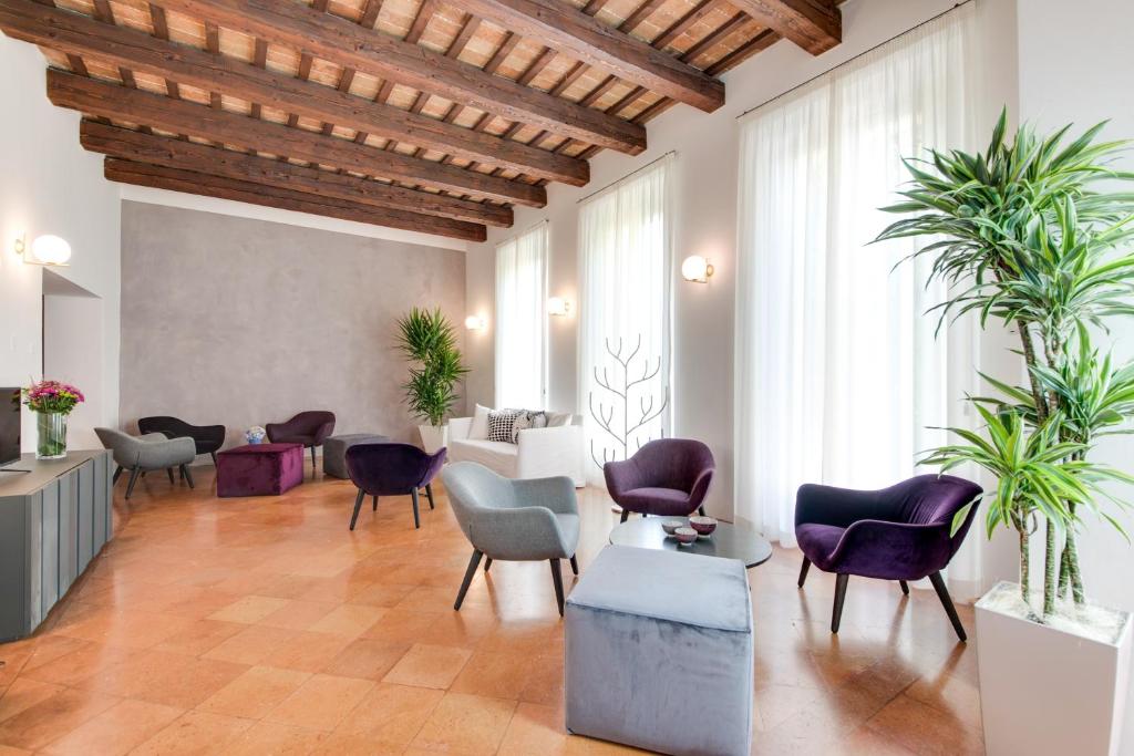 A seating area at Corte livia Room & Breakfast