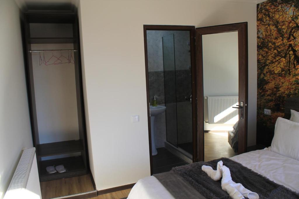 Hotel NOA Kazbegi - Room King Con Mountain View