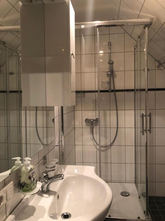 Hotel La Musica - Two-Bedroom Apartment With Shared Bathroom
