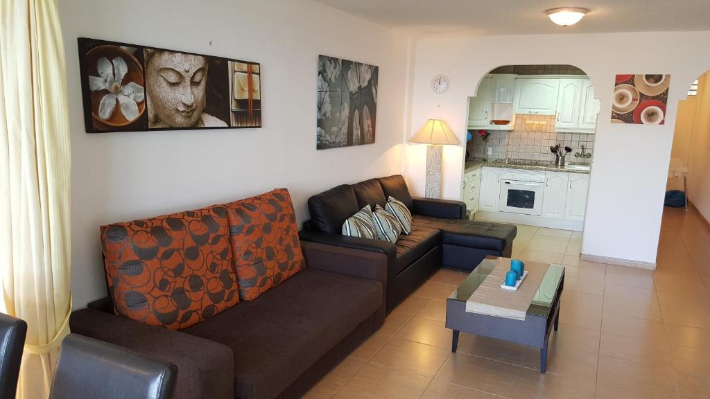 Apartment Jacaranda close to the beach, sea-view, pool, wifi ...