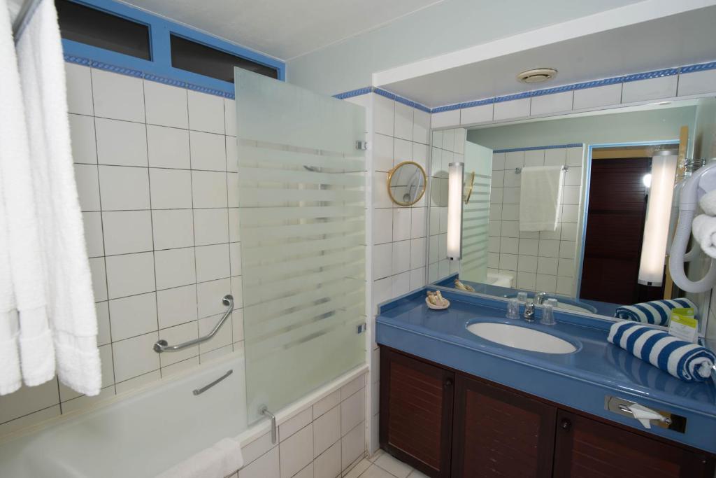 Kopalnica v nastanitvi Hotel Bakoua Martinique