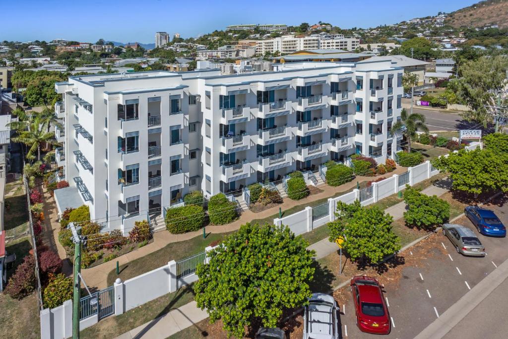 Madison Ocean Breeze Apartments - Resim 9