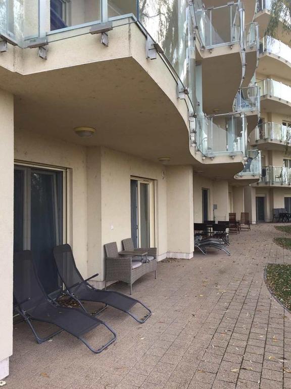 Zdjęcie z galerii obiektu Azur Apartman w mieście Velence