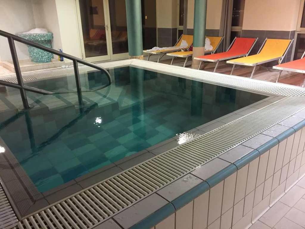 Zdjęcie z galerii obiektu Azur Apartman w mieście Velence