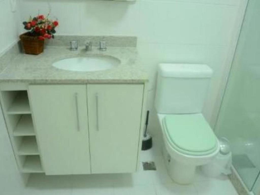  Charmoso e confortável 1 quarto/prédio frente Mar