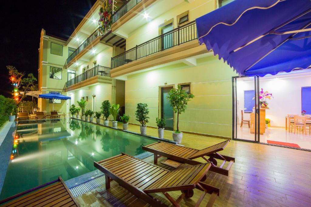 Bazén v ubytování Hào Anh Villa Hội An nebo v jeho okolí