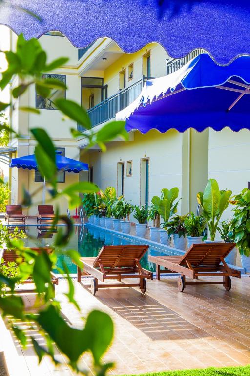 Bazén v ubytování Hào Anh Villa Hội An nebo v jeho okolí