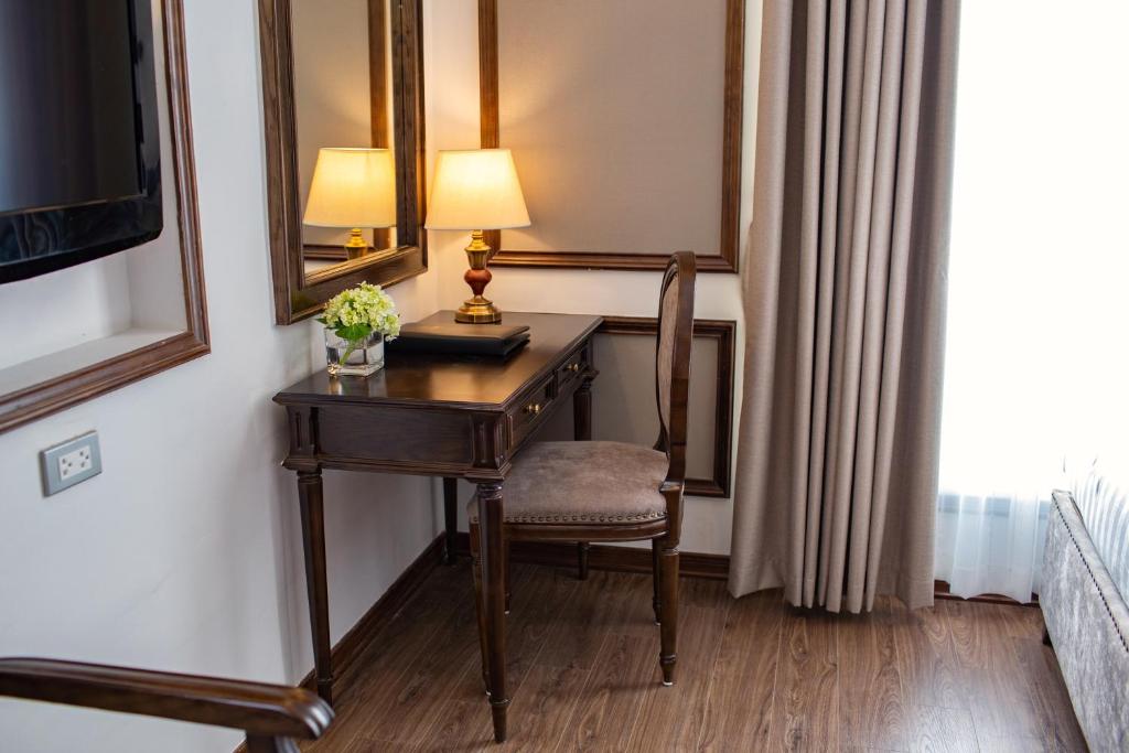 TV a/nebo společenská místnost v ubytování Alisa Hotel & Spa