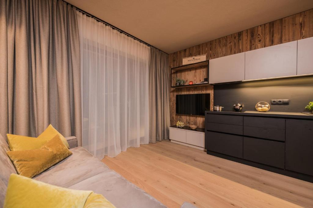 K1 Mountain Chalet - Luxury Apartements - Apartamento De Lujo Con Vista De Jardín