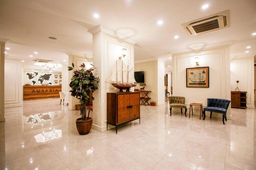 Лобби или стойка регистрации в Aurasia Beach Hotel