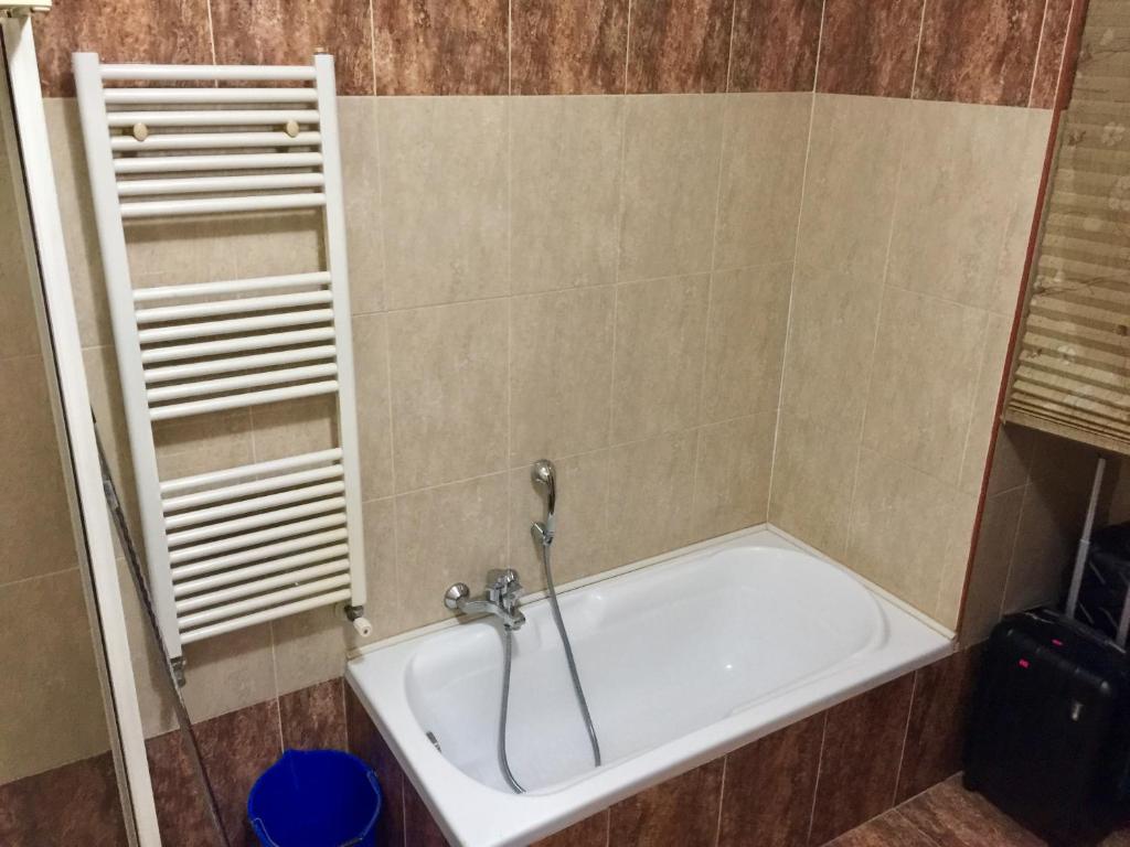 Zdjęcie z galerii obiektu Miseria e Nobiltà Apartment CHECK-IN FROM 12 00 TO 15 00 w mieście Neapol