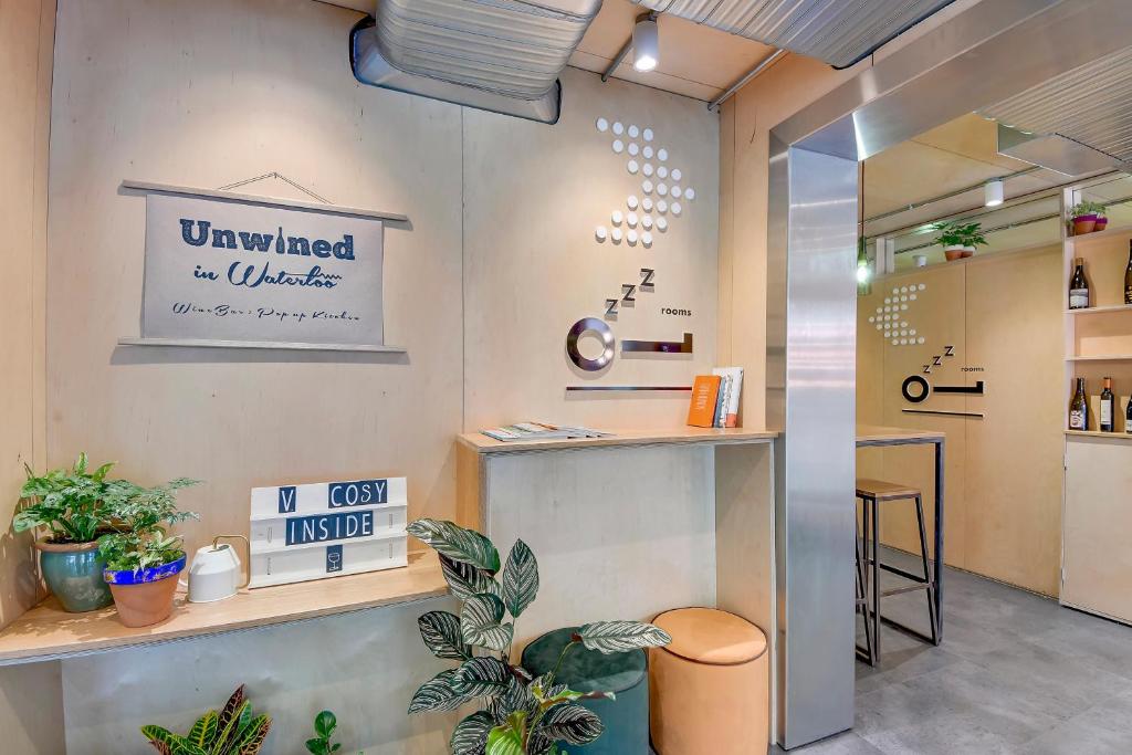 Stow Away Waterloo - Resim 25