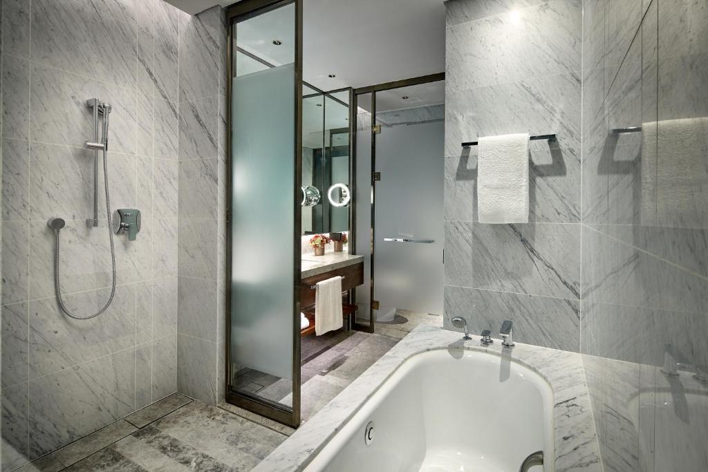 Lotte Hotel Seoul - Grand Deluxe Double Room